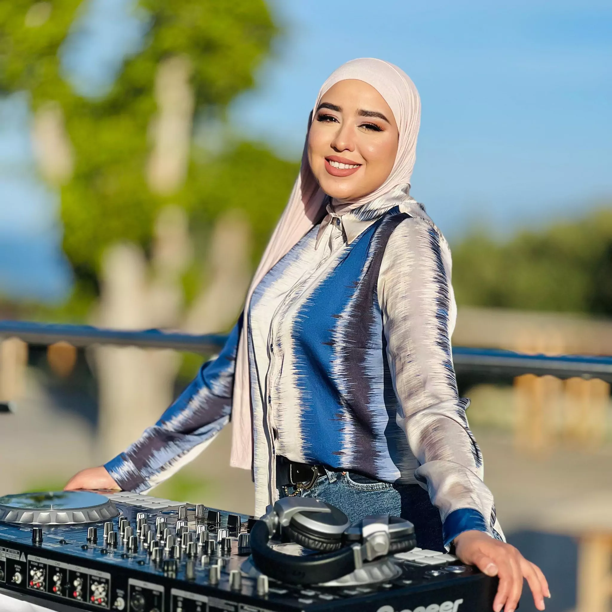 DJ Lydia