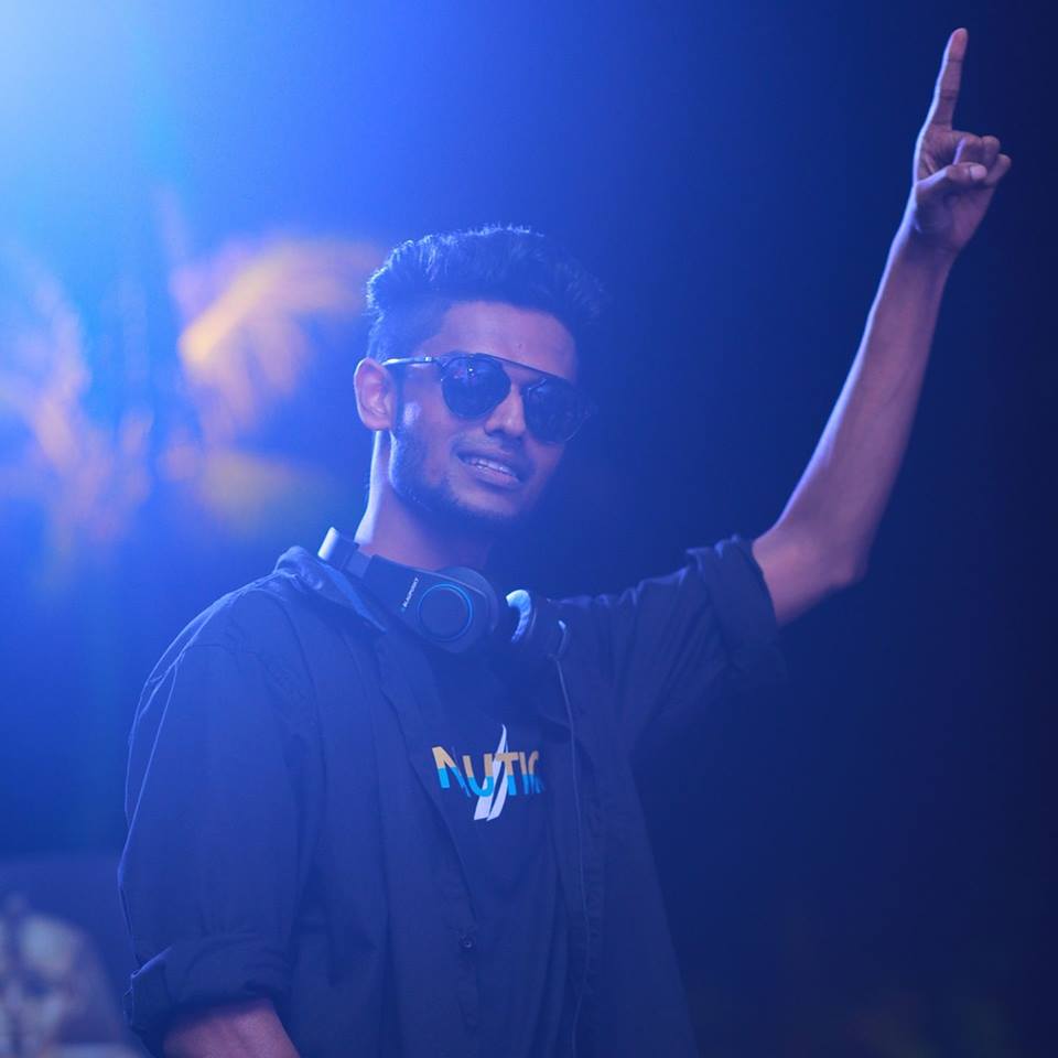 DJ Evan 