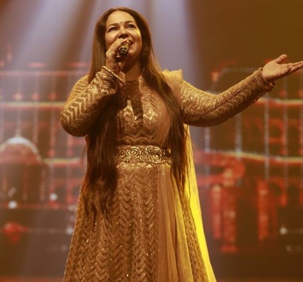 Pop Shalini
