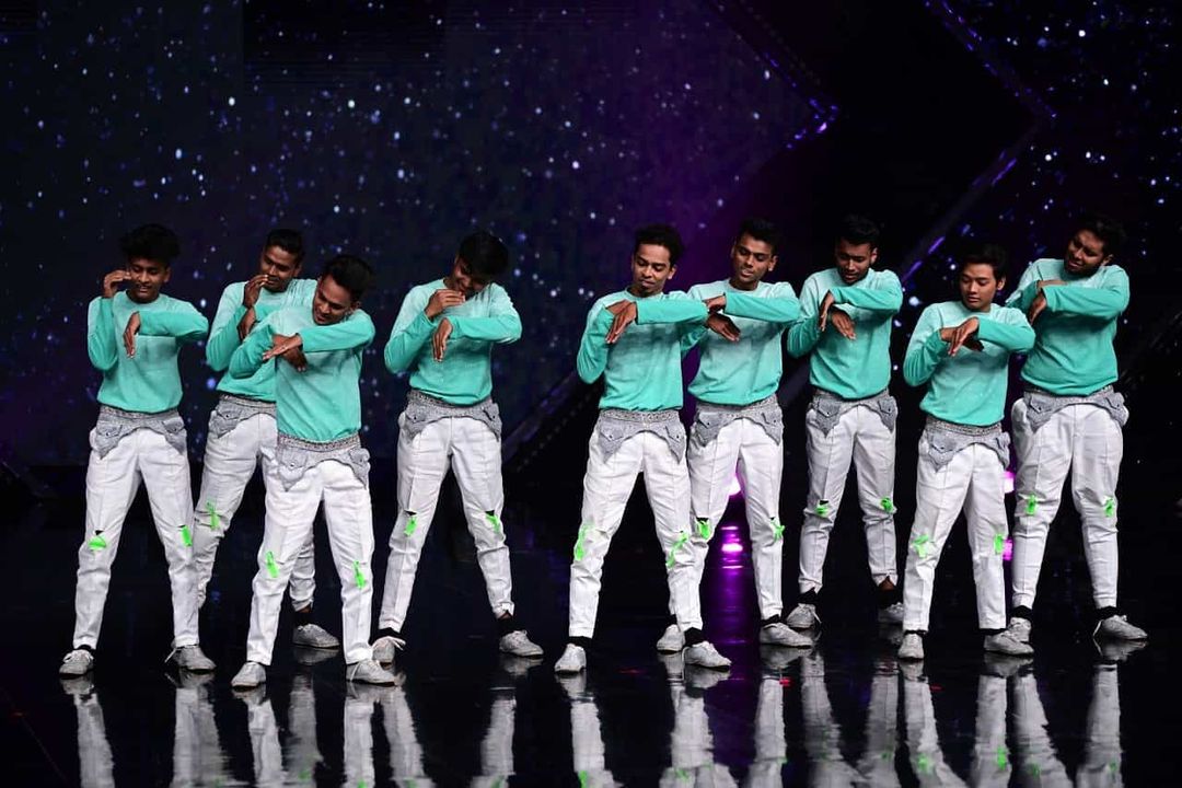 Dynamic Dance  Crew