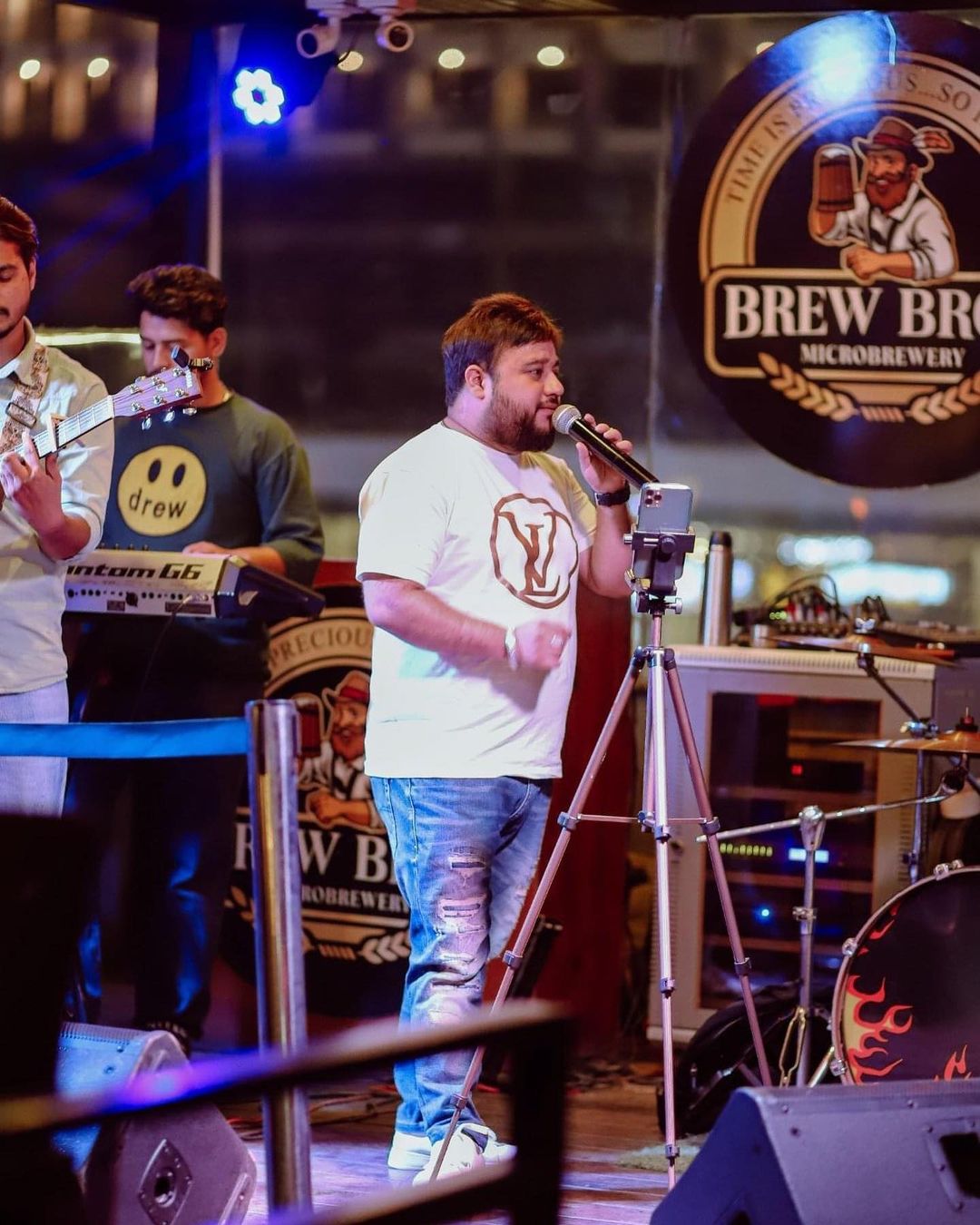Roohan Live