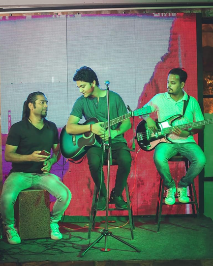 Rivaaaz D  Band