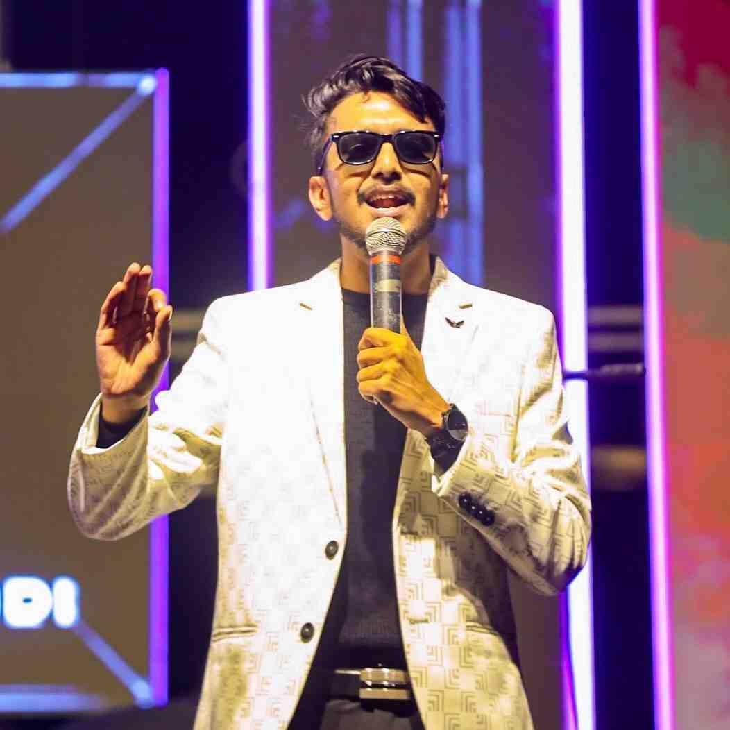 Anchor Gaurav Todi 