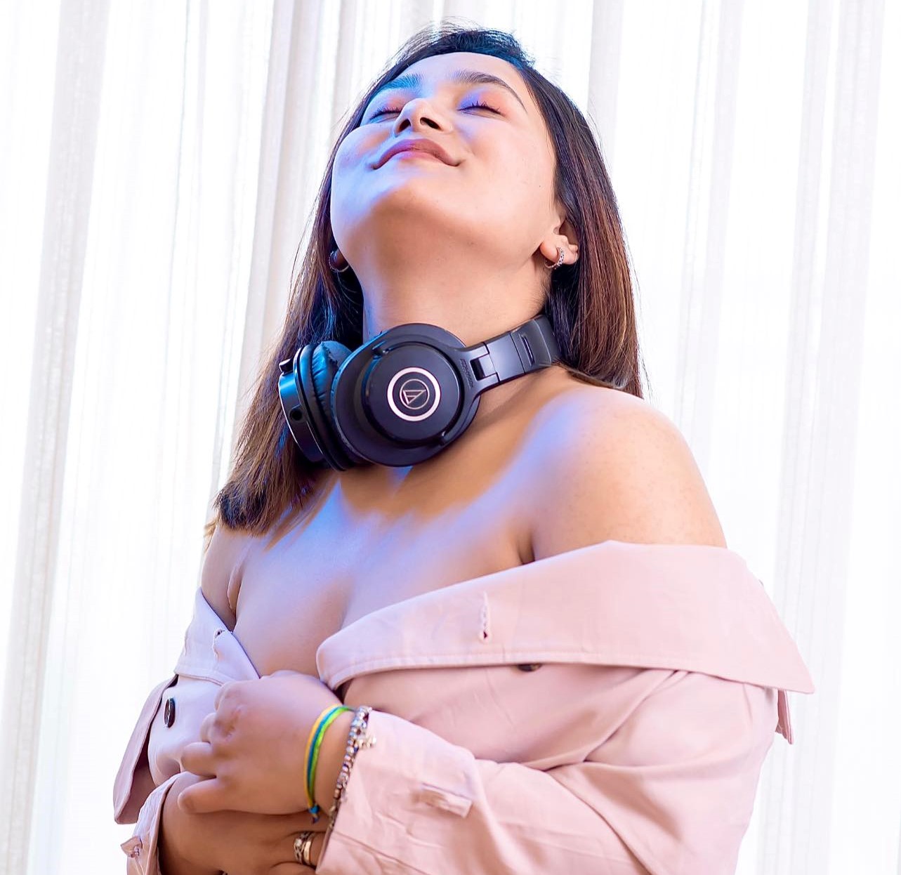 DJ Sushmi Paharai