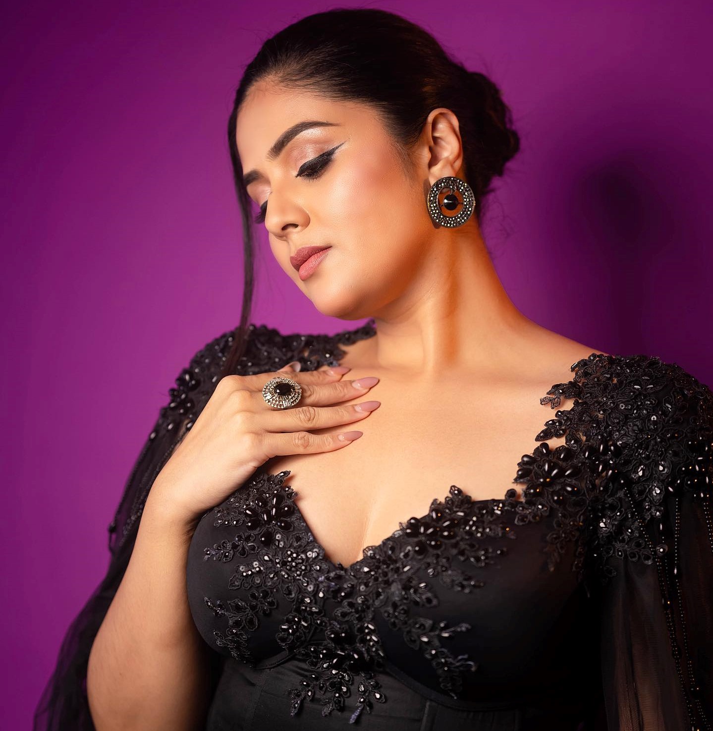 Sreemukhi Emcee