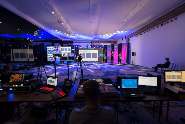 Modern Technology Infrastructure and Live Streamcasting
