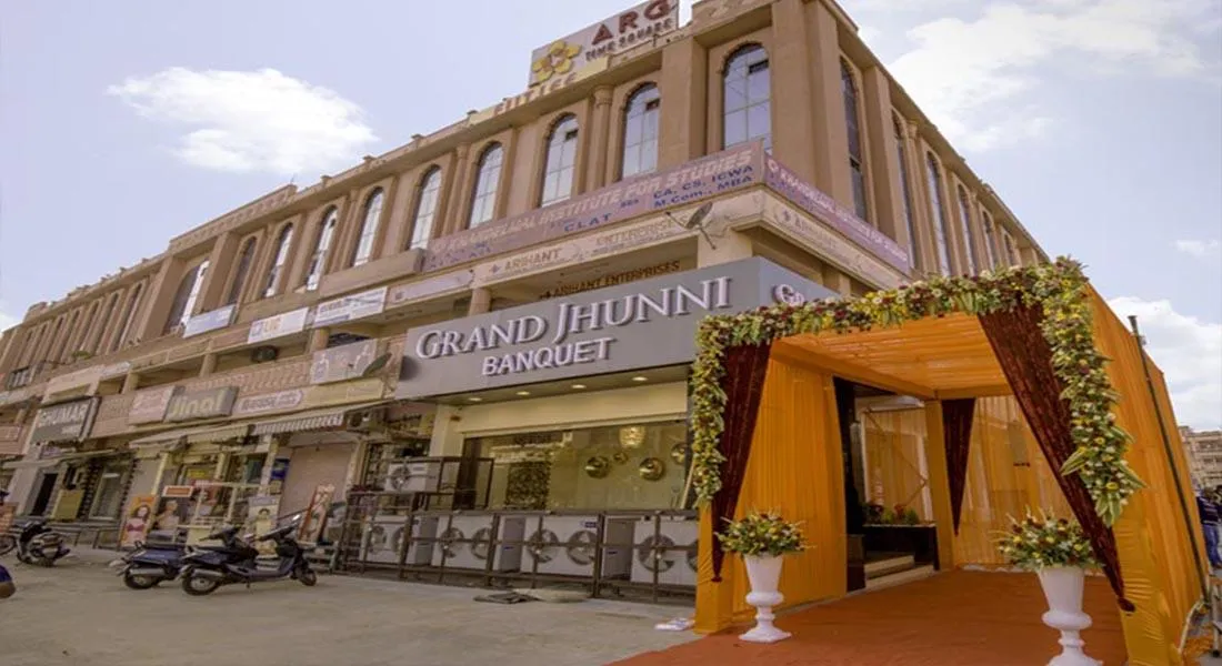 Grand Jhunni Banquet 