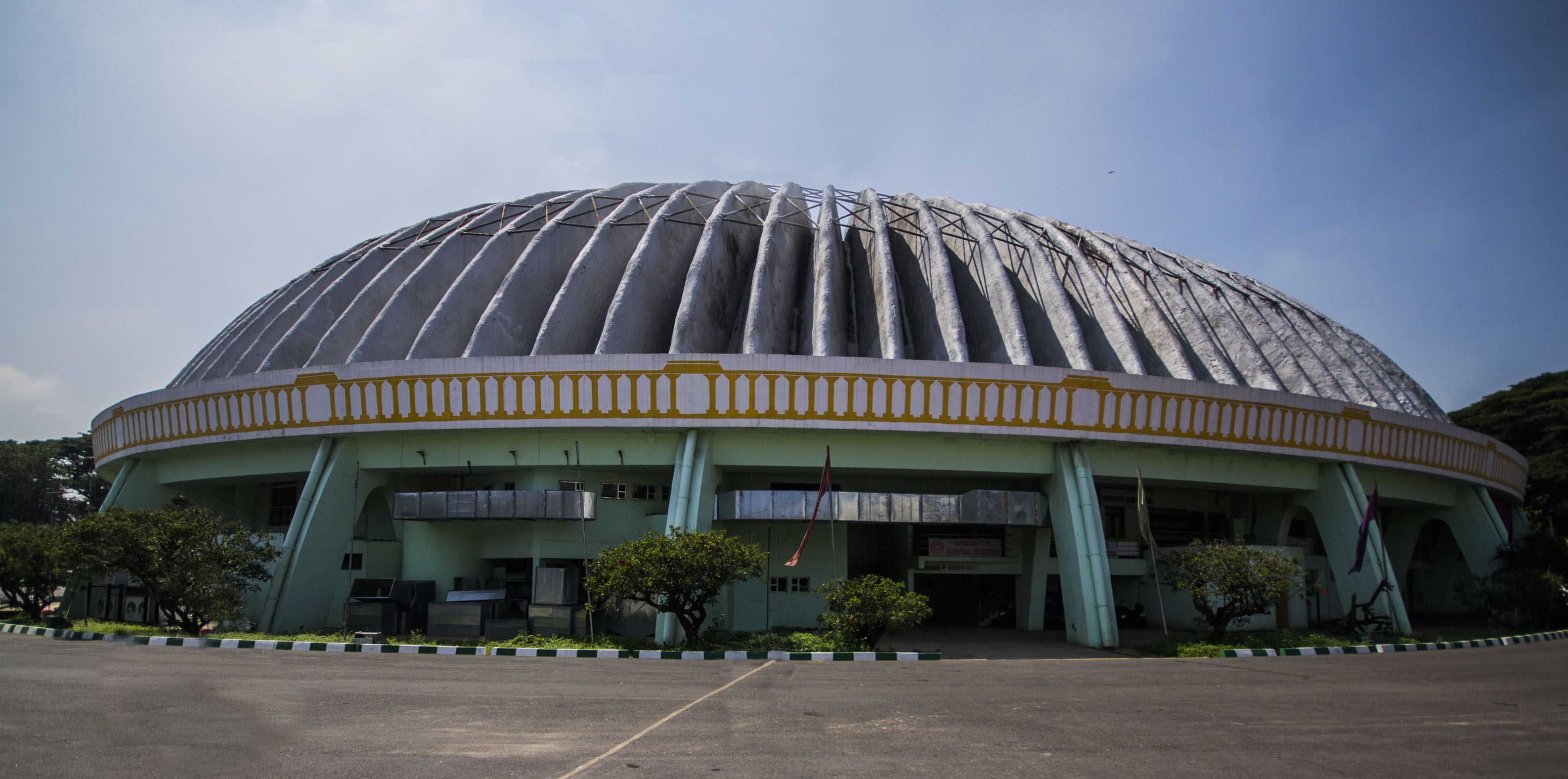 Kanteerava Indoor Stadium