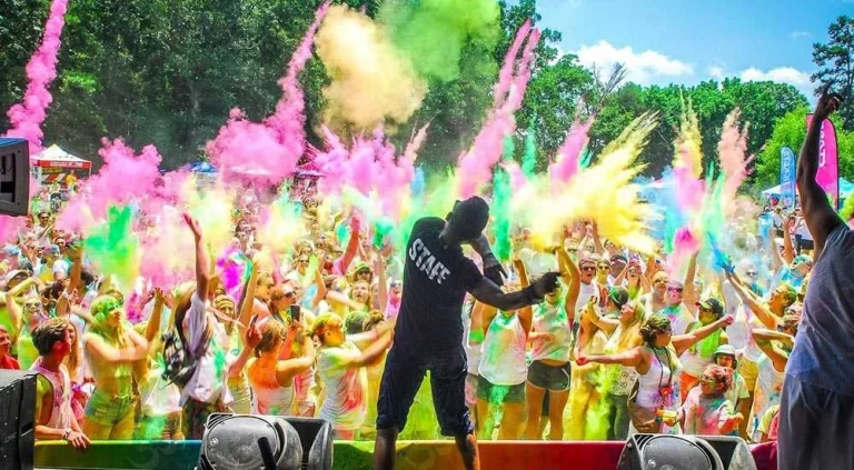 Holi
